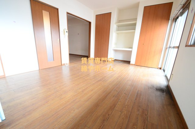 ピュアファースト花園の洋室|個人の部屋や寝室として使える洋室です