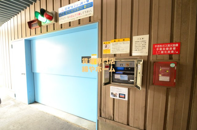 ピュアファースト花園の駐車場|駐車場に車を止められます