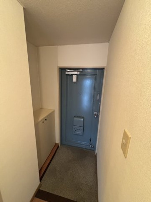 【玄関】 | ビューテラス畷A棟