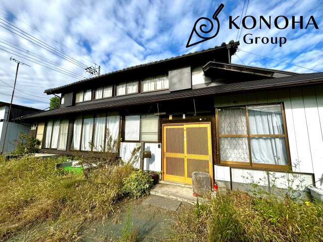 【中古戸建】前橋市天川大島町 の居間・リビング|■外観