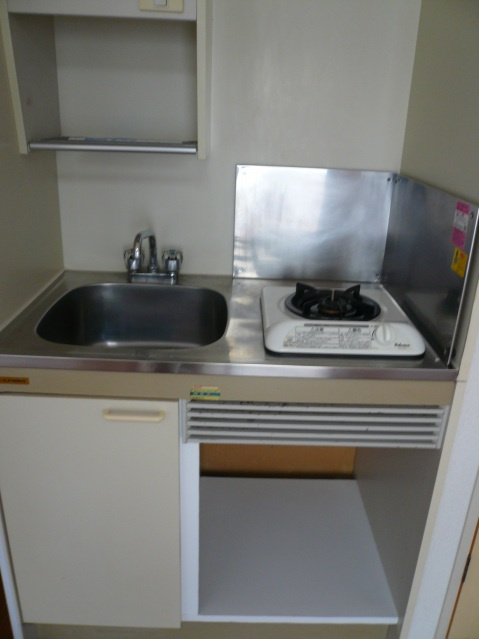 ダイアパレス皆実町のキッチン|お料理しやすいキッチンです