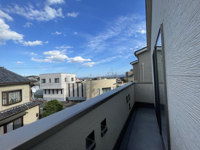 【展望】 | 大津市下阪本6丁目40-46　中古戸建 | 2面バルコニーがあります。花火も見えます！