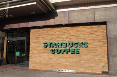 【エントランス】 | リヴァ・フィールド