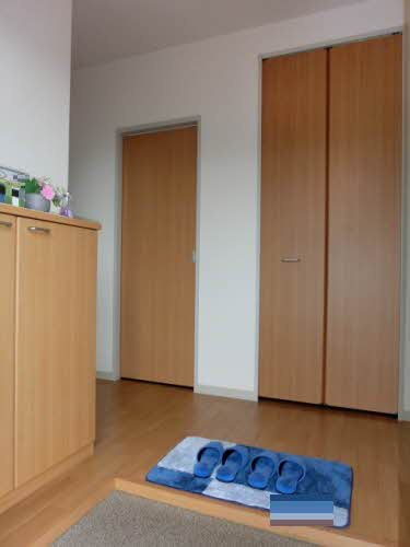 シャーメゾン・エクセルの玄関