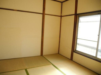 来客時にも便利な和室付き