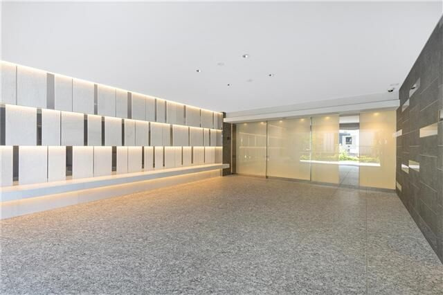 Ｓ－ＦＯＲＴ行徳のロビー