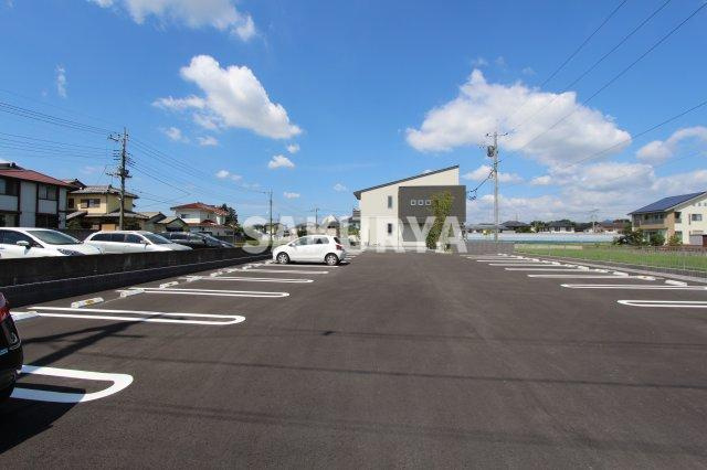 キュウブオンダの駐車場