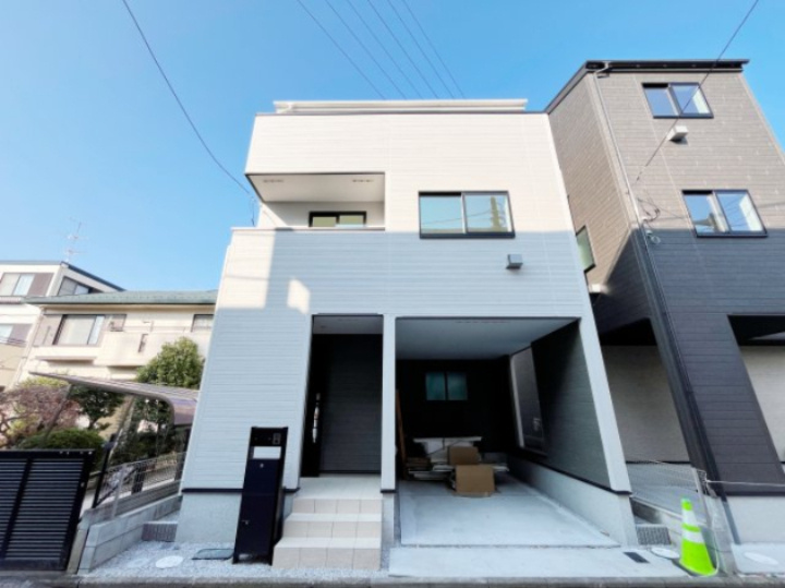 祝　成約済み　八王子市　平岡町　新築戸建て　２３−２期の外観|～仲介手数料無料☆八王子ひなた不動産～八王子市平岡町　新築戸建て