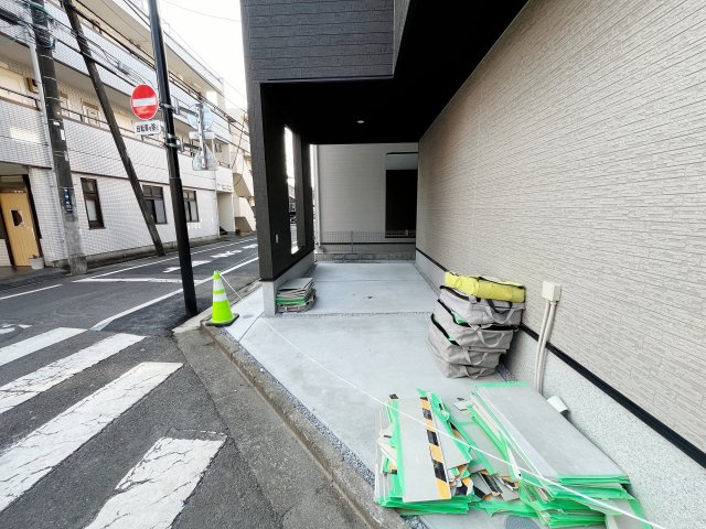 祝：成約済み　八王子市　平岡町　新築戸建て　２３−２期の駐車場|～仲介手数料無料☆八王子ひなた不動産～八王子市平岡町　新築戸建て