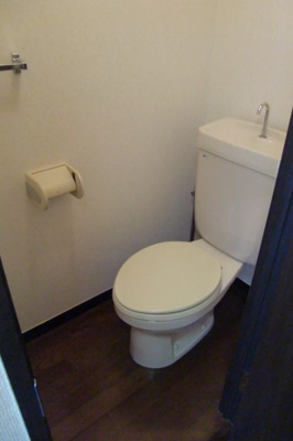 【トイレ】 | ユートピアマンション住吉 | 別号室の写真になります。現況優先。