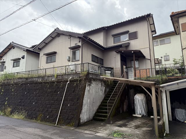 ６４１６４　可児市緑ケ丘事業用貸家の外観