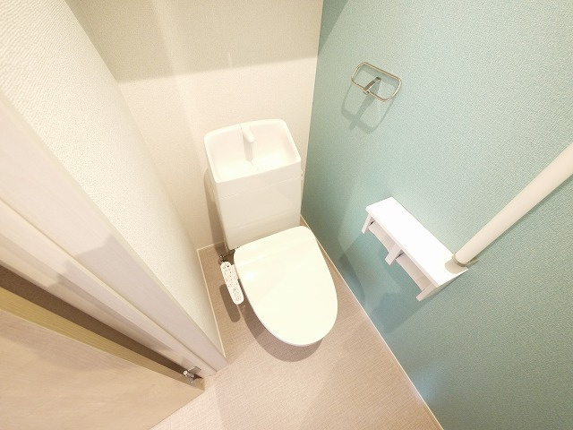 アザレアツインズのトイレ|清潔感のあるトイレです