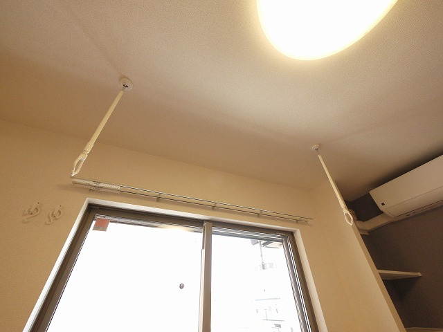 アザレアツインズの設備|室内洗濯置き場