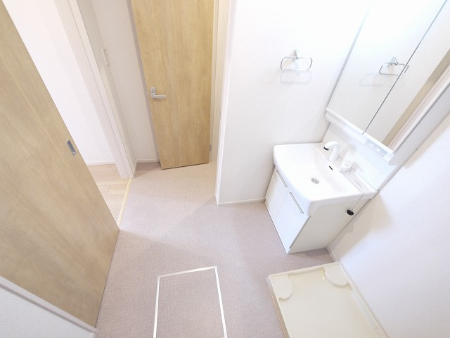 アザレアツインズの洗面所|広い洗面スペース