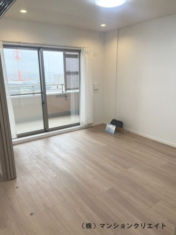 シンフォニアガーデン福井の洋室|リビング横の洋室6.6帖