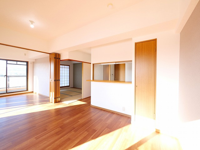 クレール郡山筒井の居間・リビング