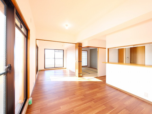 クレール郡山筒井の居間・リビング