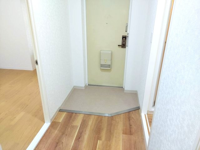 グラン・ドムール宝塚売布南の玄関