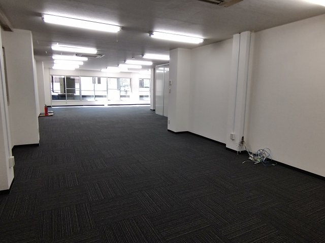 京桜興産ビル|別フロアの写真です