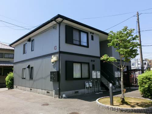 クレセント・トウヨウ C棟の外観