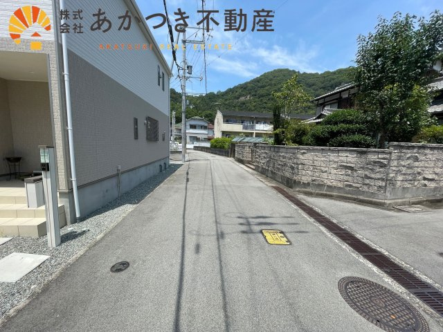姫路市広畑区西蒲田568-9の前面道路含む現地写真