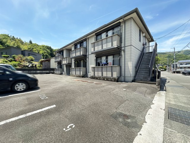 ハイツ長畠の外観