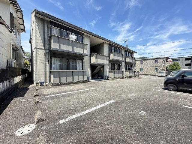 ハイツ長畠の外観