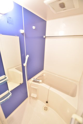 大阪市城東区中央２丁目の賃貸マンションの浴室