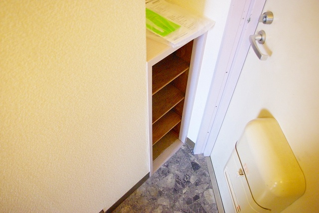 Bell one Bの玄関|玄関です