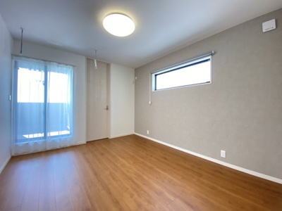 【洋室】 | 読谷村渡慶次2期（全3棟）ラスト3号棟 | 3号棟　洋室7帖＋大容量WIC付き♪