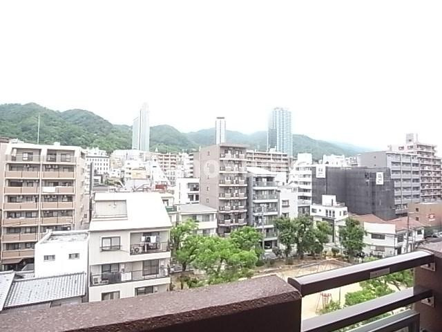 モンマール三宮の展望