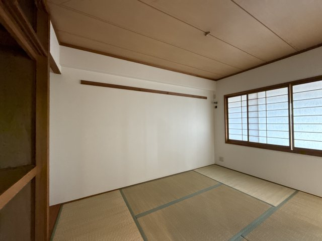 ロイヤルシャトー手柄南の寝室