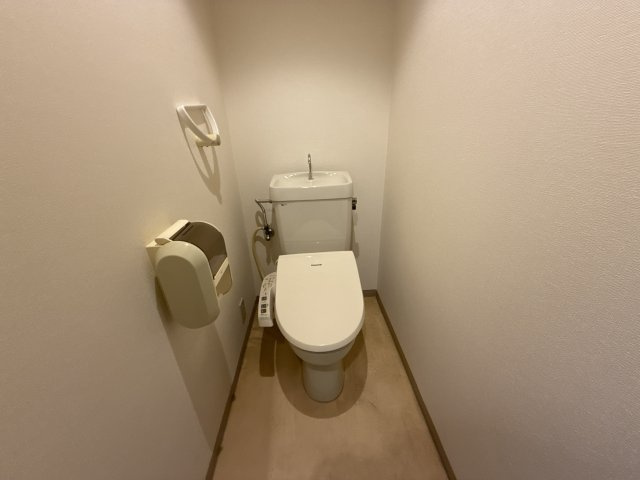 ロイヤルシャトー手柄南のトイレ