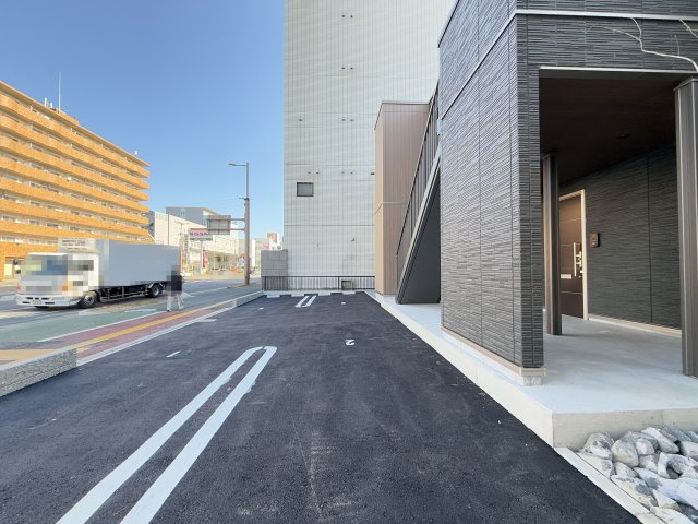 シャーメゾン街の灯の駐車場