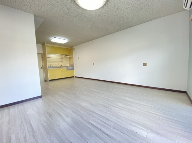 ビクトワール桜井の洋室|きれいな洋室です