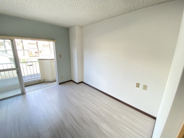 ビクトワール桜井の洋室|コンパクトで使いやすい洋室です