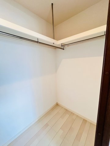 グランフィーネ新町の収納