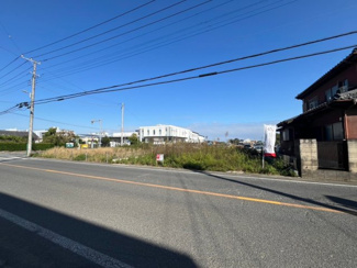 【前面道路含む現地写真】