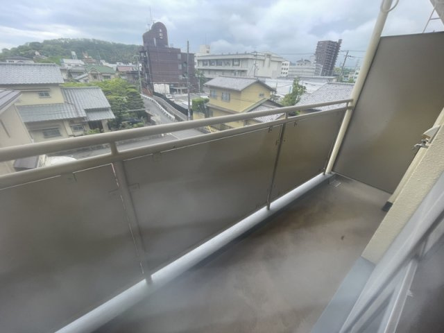 キャッスルコート南八代のバルコニー