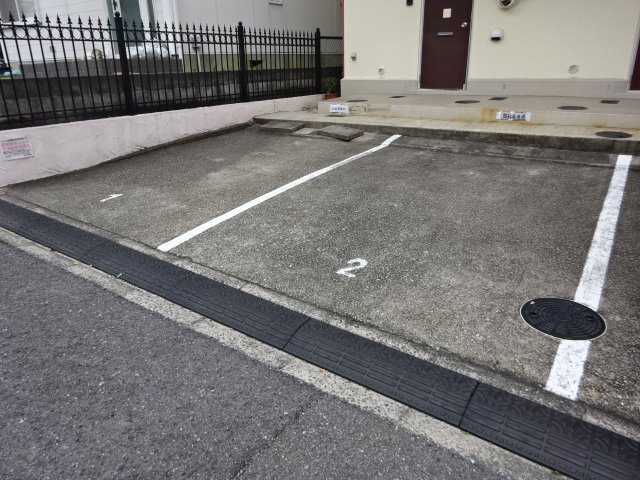 パルシオンの駐車場