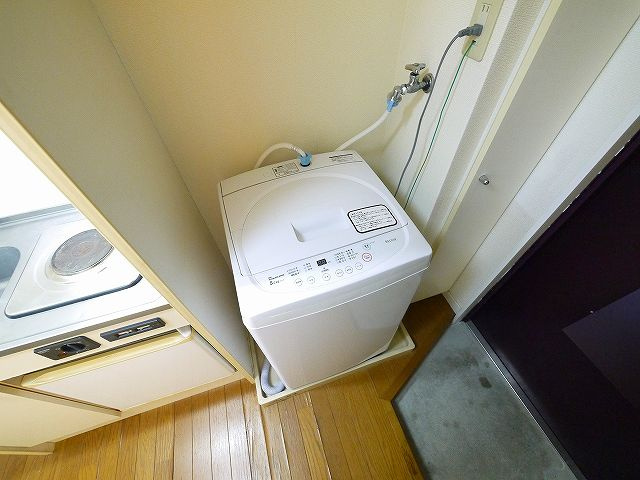 レオパレスナップアネックスの設備|嬉しい室内洗濯機置き場がございます。