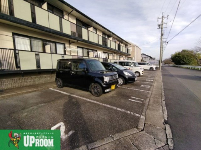 フェニックスの駐車場