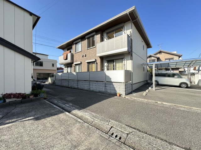 シャーメゾン イオの外観