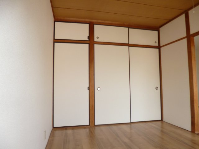 【寝室】 | 洋室