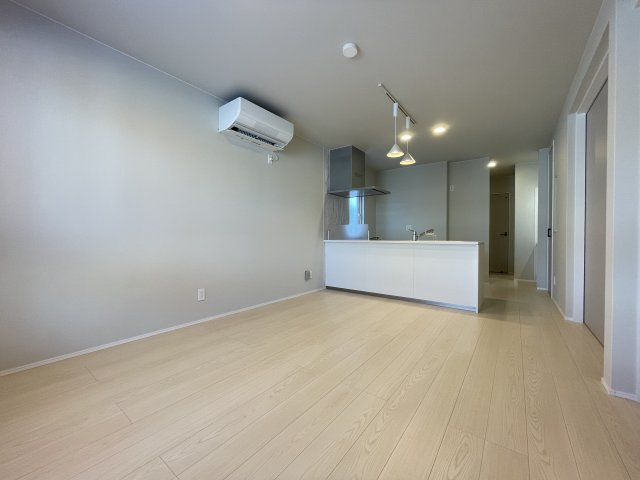 八戸市多賀台3丁目の居間・リビング