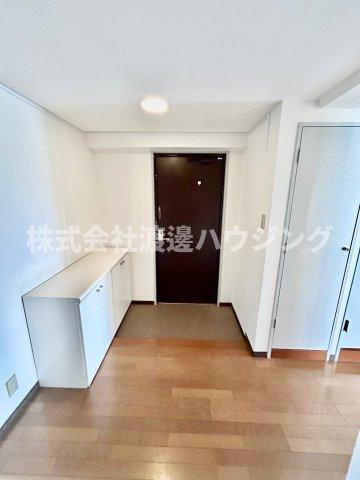 クローバーメゾン・東桃山台の玄関