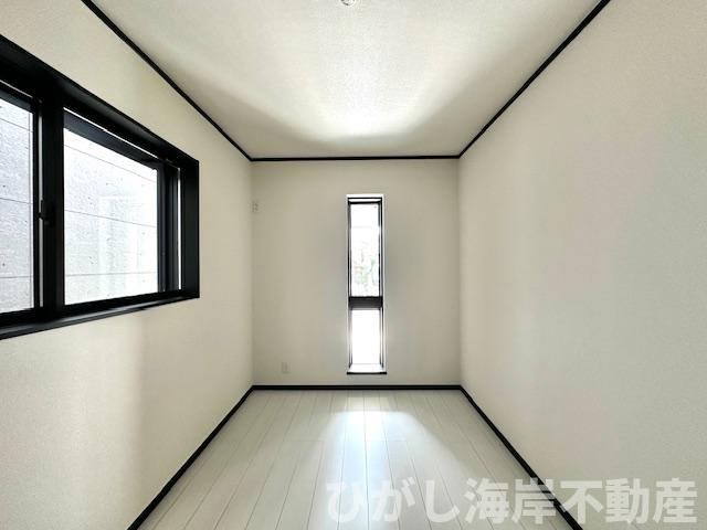 茅ヶ崎市若松町　新築戸建　全2棟の内装|6.1帖　サービスルーム