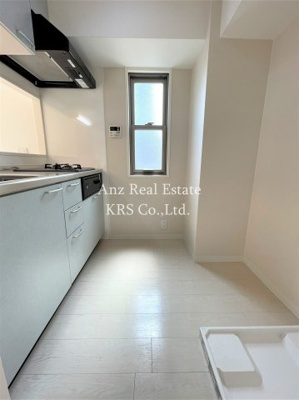 【キッチン】 | アドーラブル船場 | キッチンには窓があります！