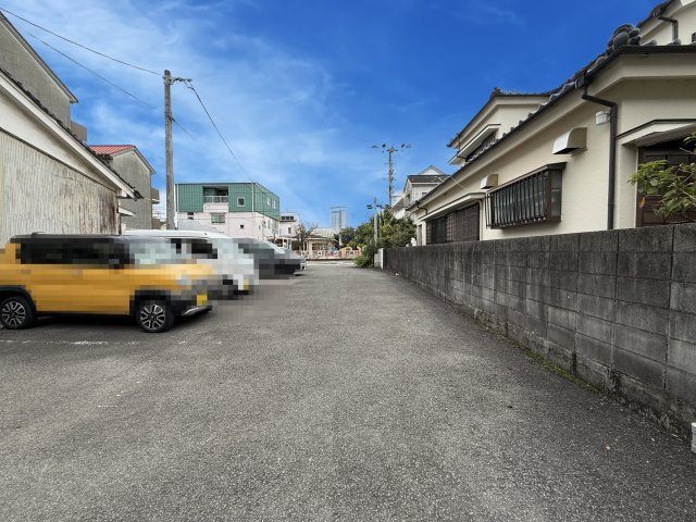 フレグランス桃源の駐車場