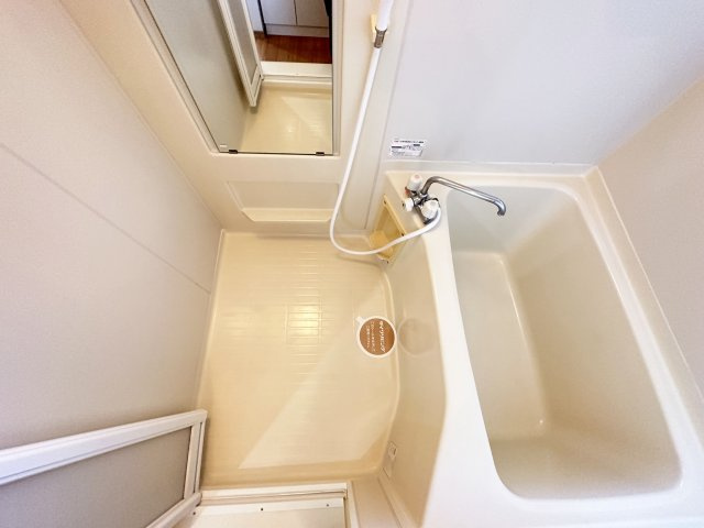 kanada A棟の浴室